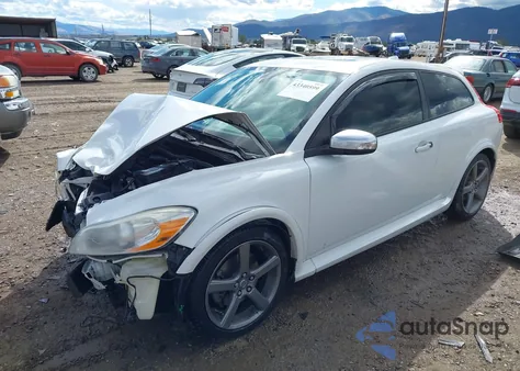 2011 Volvo C30 T5 from USA, damaged, VIN YV1672MK7B2244887